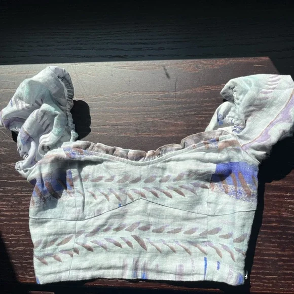 Aritzia Wilfred wander linen puff-sleeve crop top - Picture 3 of 6